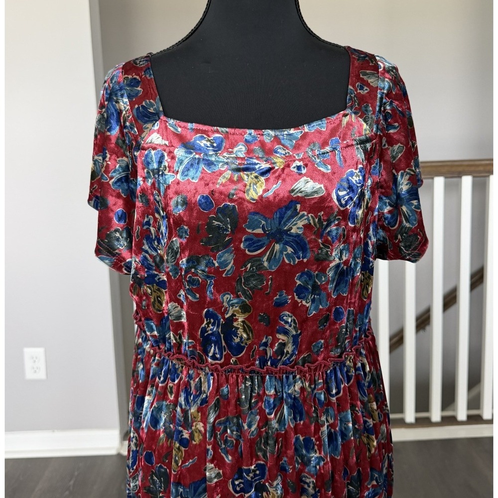 Natural Life Tiered Floral Velvet Maxi Dress Medium Boho Cottage Whimsigoth - Picture 2 of 10